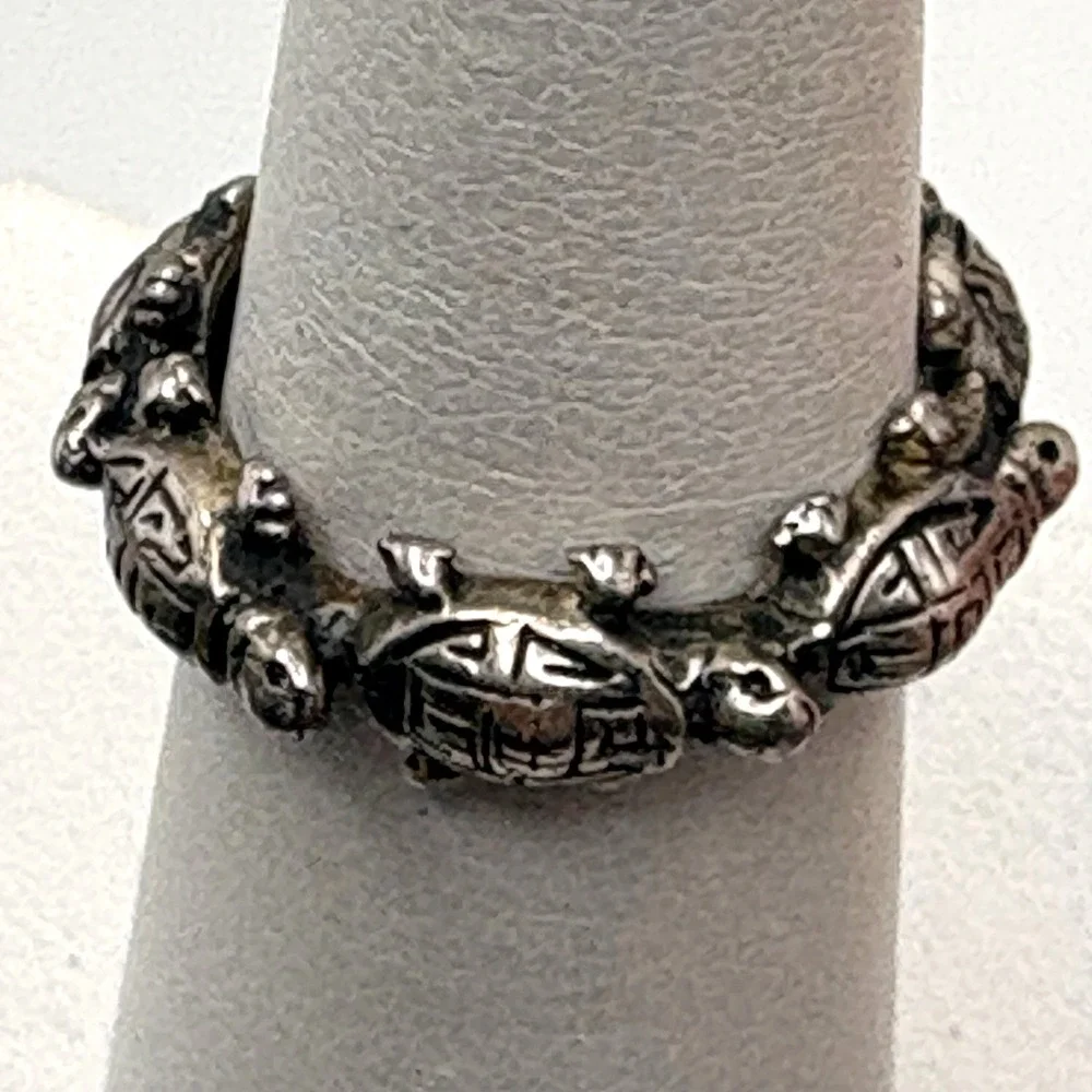 Vintage Estate Sterling Silver Sea Turtle Ring Size 5.5 Dimensional Greek Key